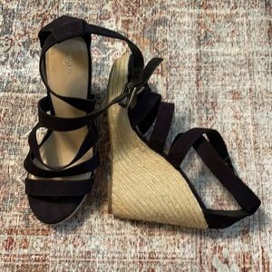 Mossimo Wedge